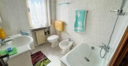 TRILOCALE CON DOPPIO BALCONE E POSTO AUTO –  VIA DANTE – 200 M DAL MARE – BORGHETTO SANTO SPIRITO