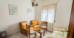 TRILOCALE CON DOPPIO BALCONE E POSTO AUTO –  VIA DANTE – 200 M DAL MARE – BORGHETTO SANTO SPIRITO