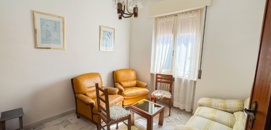 TRILOCALE CON DOPPIO BALCONE E POSTO AUTO –  VIA DANTE – 200 M DAL MARE – BORGHETTO SANTO SPIRITO