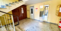 TRILOCALE CON DOPPIO BALCONE E POSTO AUTO –  VIA DANTE – 200 M DAL MARE – BORGHETTO SANTO SPIRITO