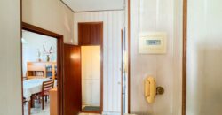 TRILOCALE CON DOPPIO BALCONE E POSTO AUTO –  VIA DANTE – 200 M DAL MARE – BORGHETTO SANTO SPIRITO