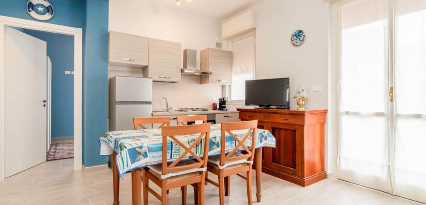 BILOCALE CON DOPPIO BALCONE E CANTINA –  VIA VERDI – 350 M DAL MARE – BORGHETTO SANTO SPIRITO