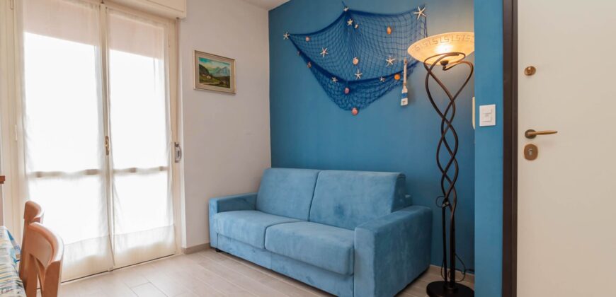BILOCALE CON DOPPIO BALCONE E CANTINA –  VIA VERDI – 350 M DAL MARE – BORGHETTO SANTO SPIRITO