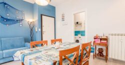 BILOCALE CON DOPPIO BALCONE E CANTINA –  VIA VERDI – 350 M DAL MARE – BORGHETTO SANTO SPIRITO