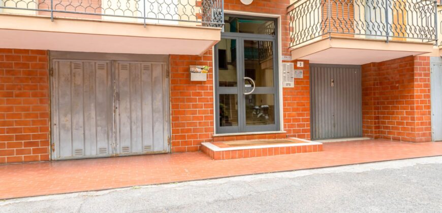 BILOCALE CON DOPPIO BALCONE E CANTINA –  VIA VERDI – 350 M DAL MARE – BORGHETTO SANTO SPIRITO